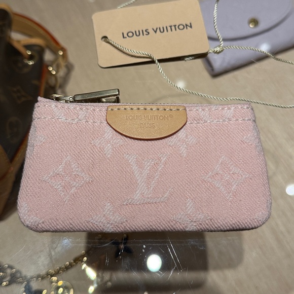 NEW Authentic Louis Vuitton Pink Denim Key Pouch RARE - Picture 2 of 6